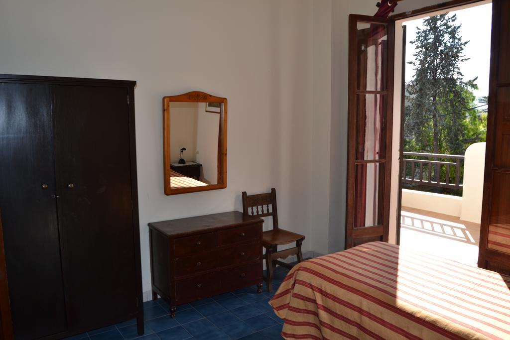 La Mimosa Guesthouse Palma de Mallorca Room photo